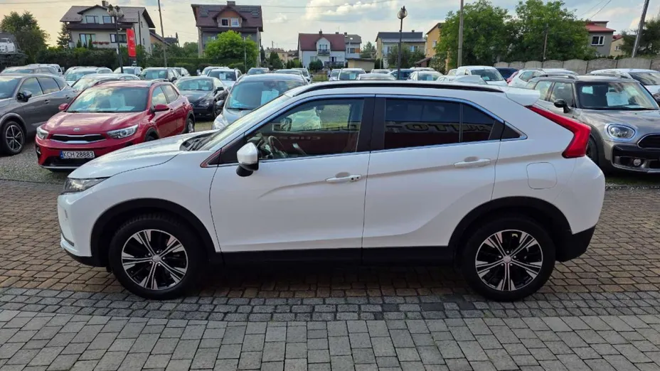 MITSUBISHI Eclipse Cross -