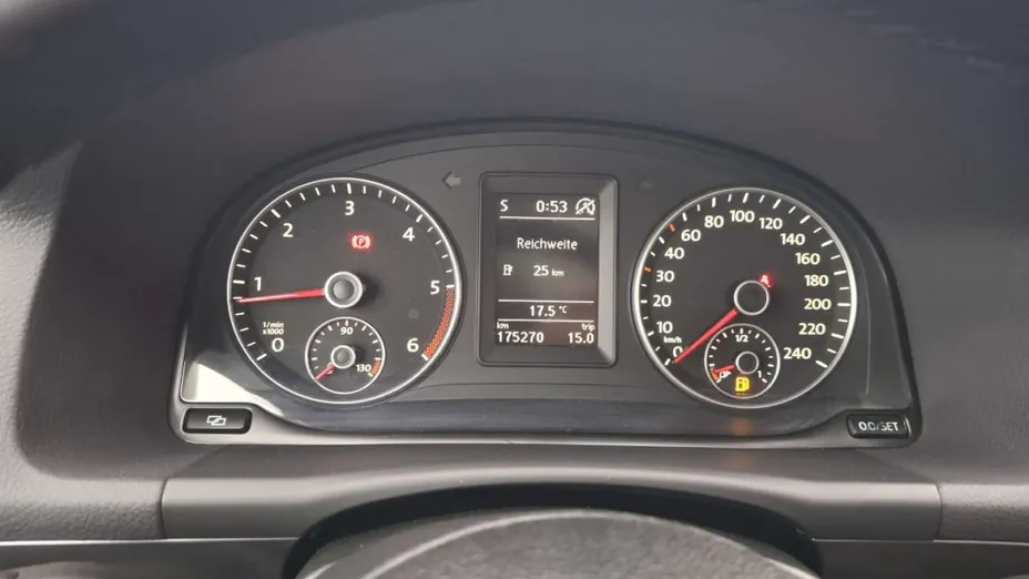 VOLKSWAGEN Touran -
