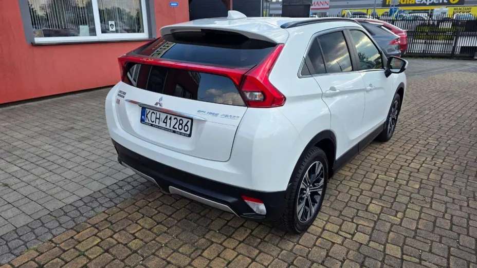 MITSUBISHI Eclipse Cross -