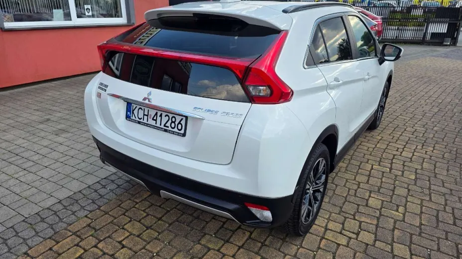 MITSUBISHI Eclipse Cross -