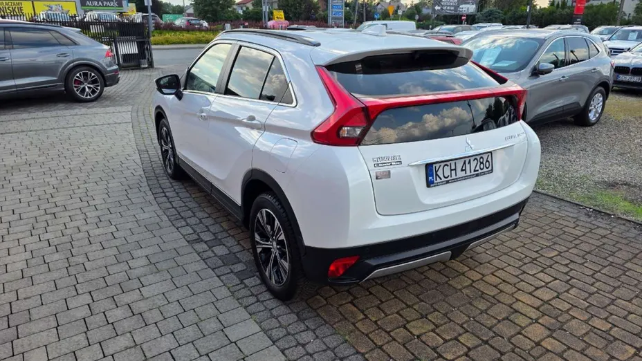 MITSUBISHI Eclipse Cross -