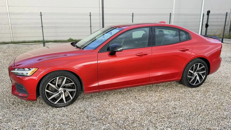 VOLVO S60 -
