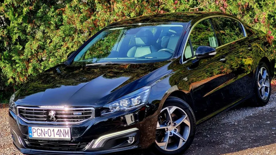 PEUGEOT 508 -