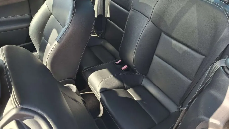 PEUGEOT 207 -