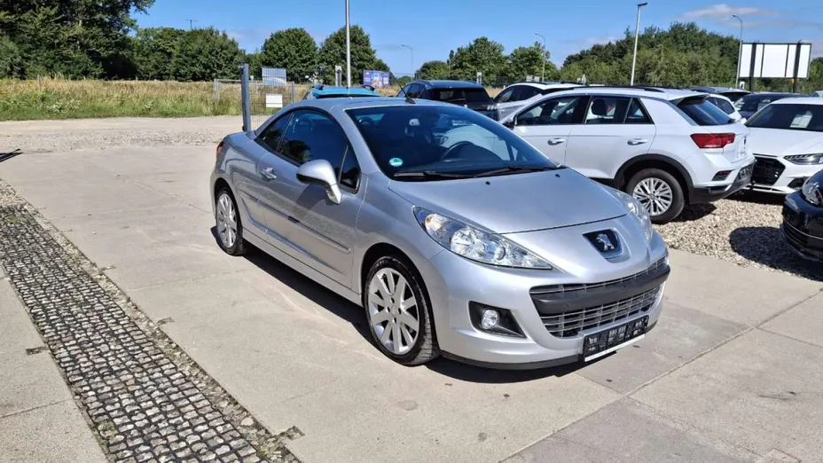 PEUGEOT 207 -