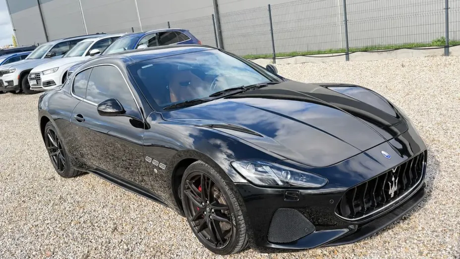 MASERATI Granturismo -