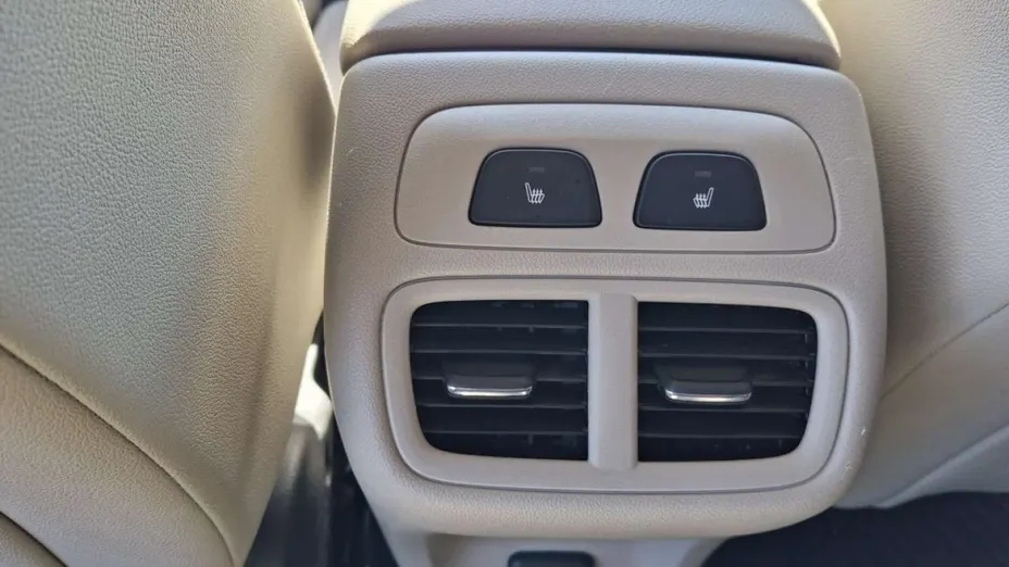 OPEL Insignia -