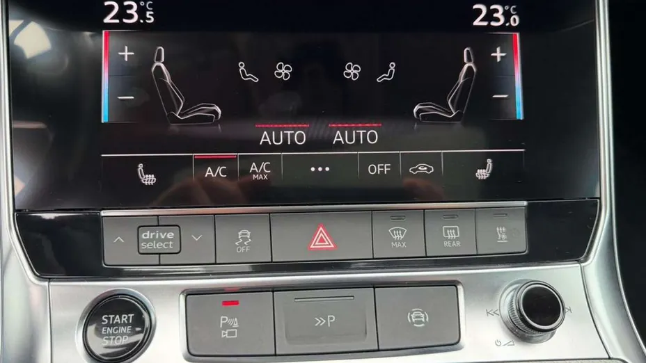 AUDI A6 -