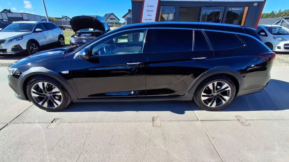 OPEL Insignia -