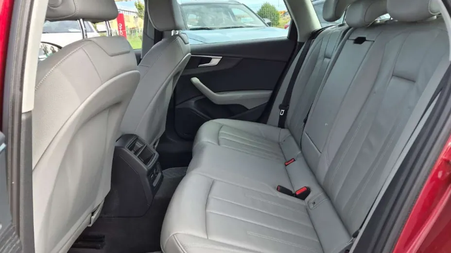 AUDI A4 Avant -