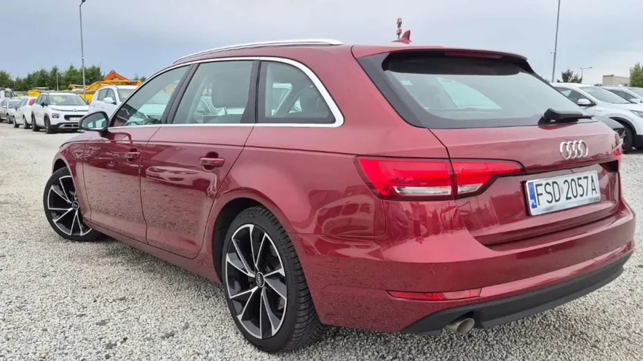 AUDI A4 Avant -