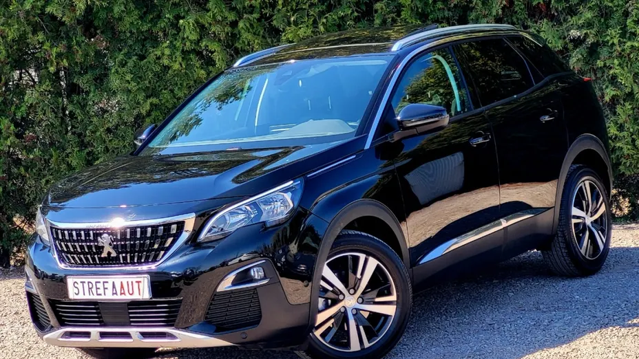 PEUGEOT 3008 -