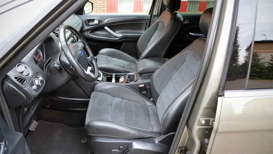FORD S-MAX -