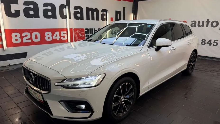 VOLVO V60 -