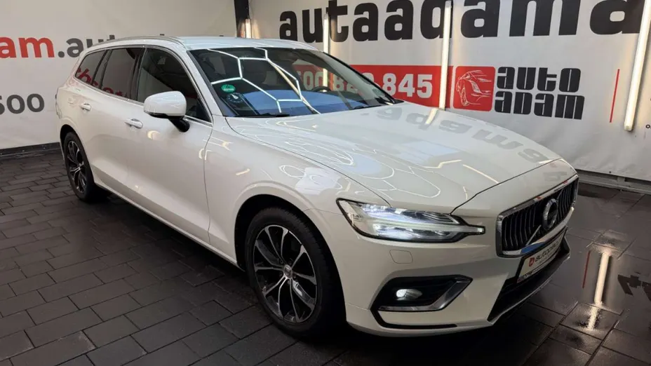 VOLVO V60 -