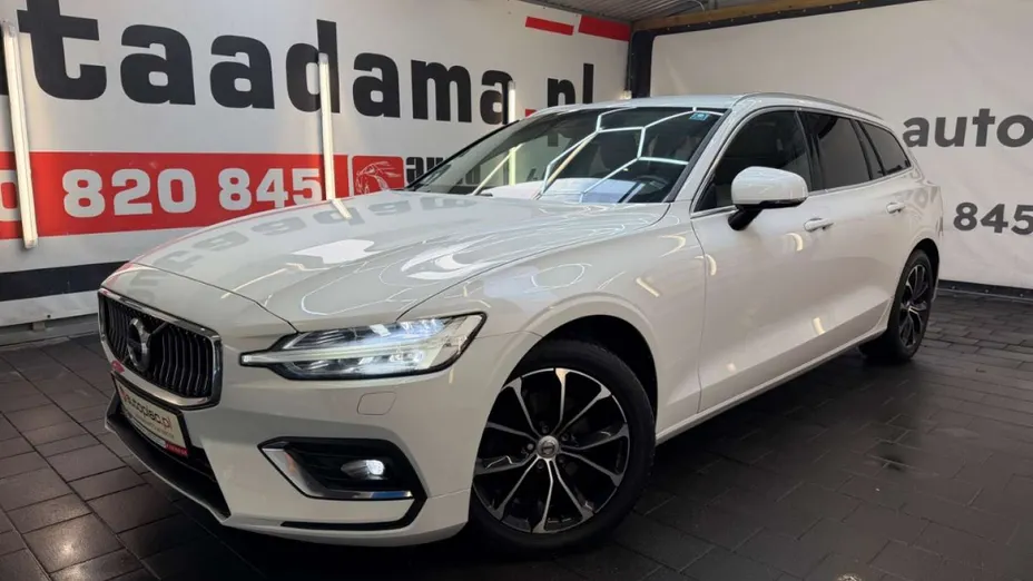 VOLVO V60 -