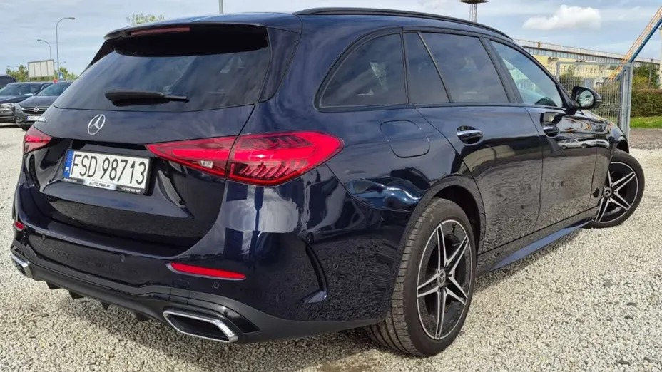 MERCEDES-BENZ C Klasa -