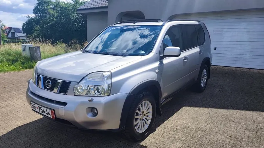 NISSAN X-Trail -