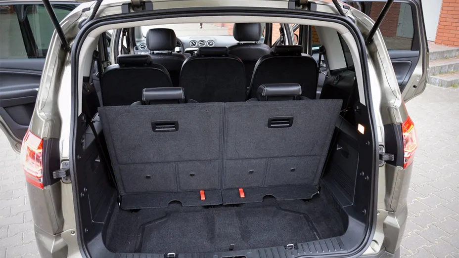 FORD S-MAX -