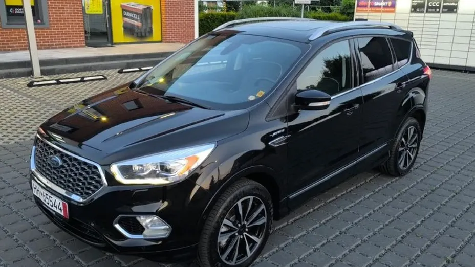 FORD Kuga -