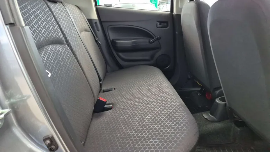 MITSUBISHI Space Star -