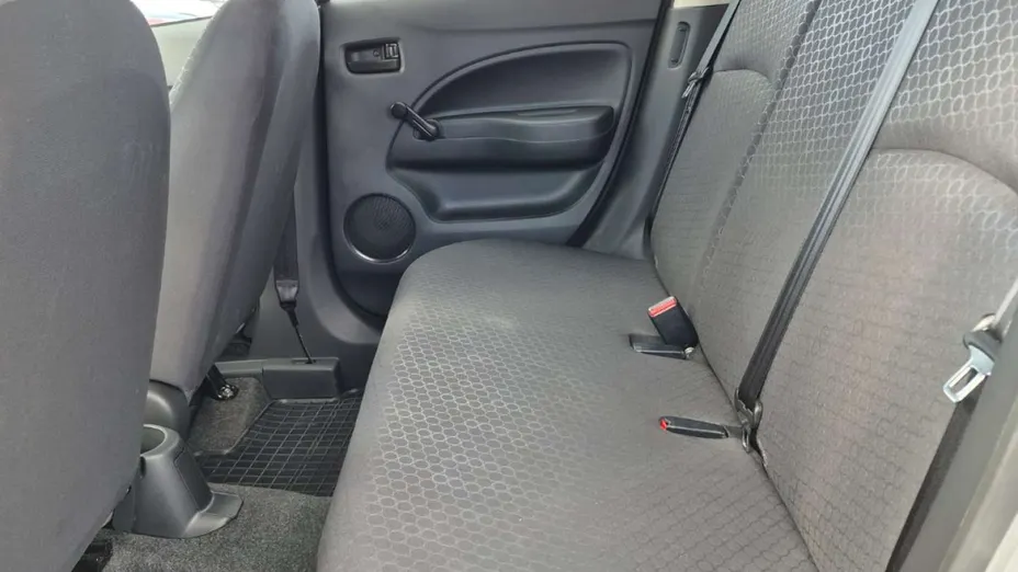 MITSUBISHI Space Star -