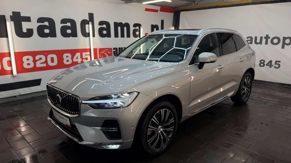 VOLVO XC60 -