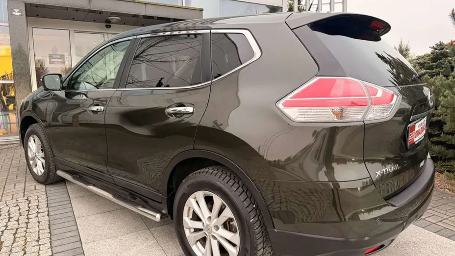 NISSAN X-Trail -