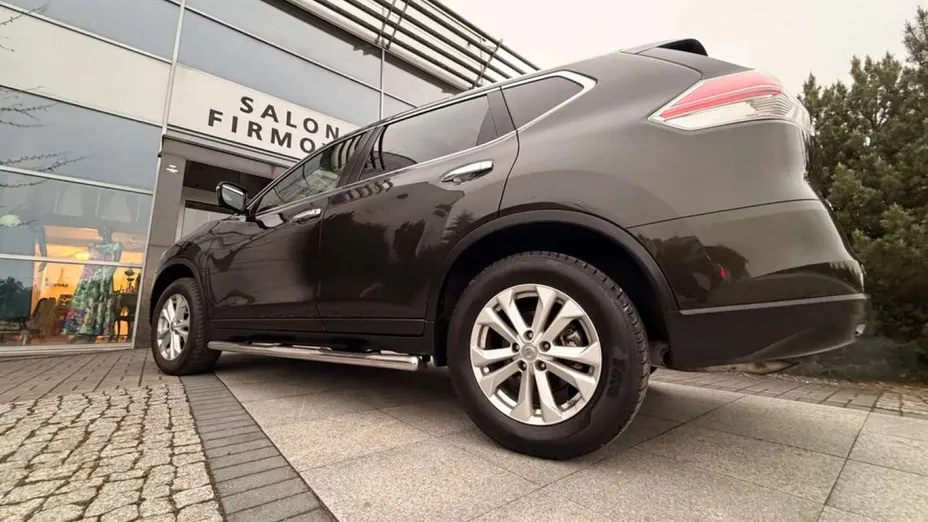NISSAN X-Trail -