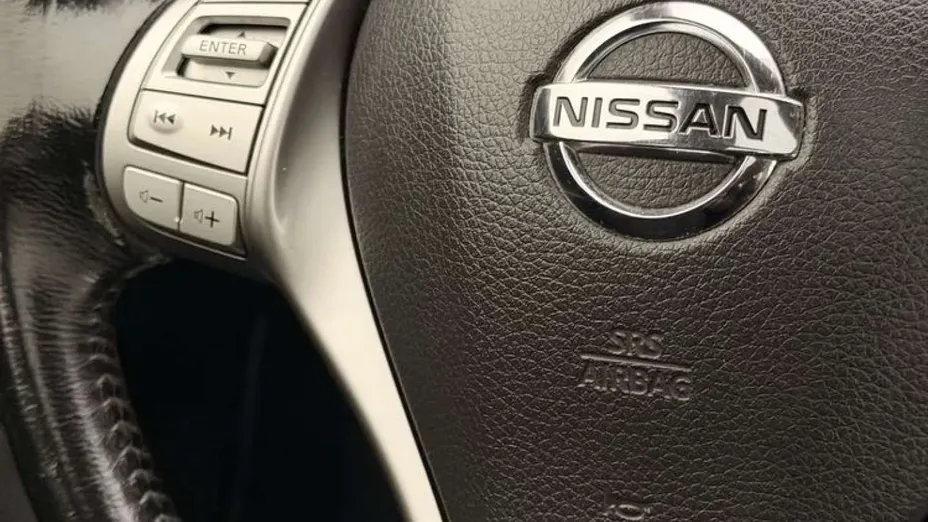 NISSAN X-Trail -