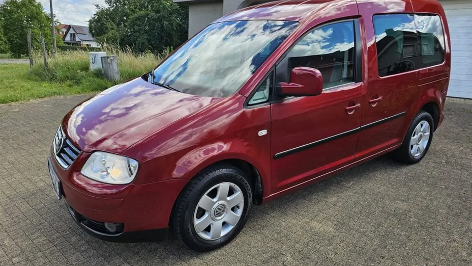 VOLKSWAGEN Caddy -