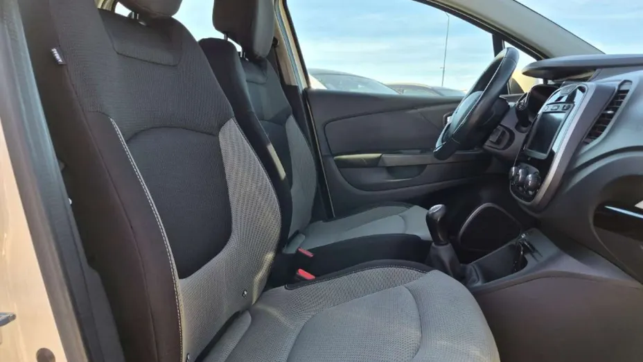 RENAULT Captur -