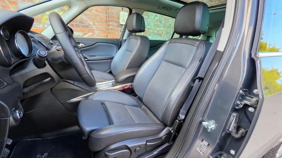 OPEL Zafira -