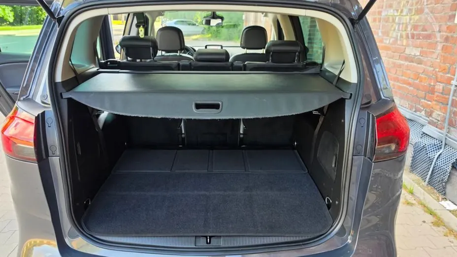 OPEL Zafira -