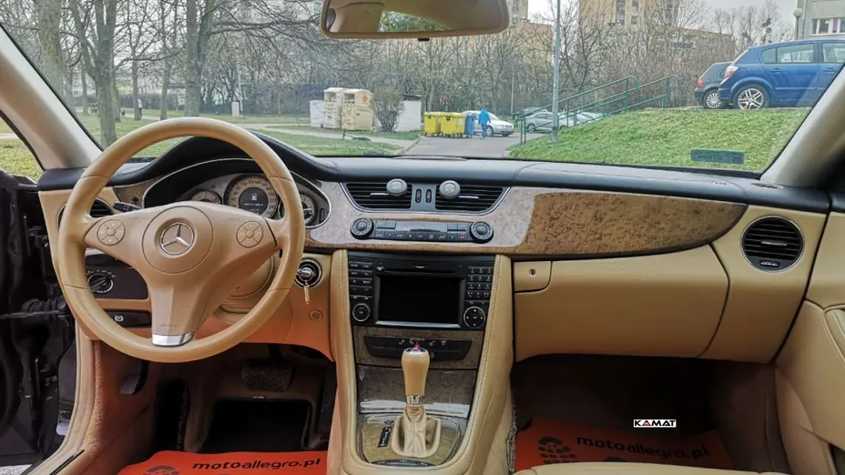 MERCEDES-BENZ CLS -