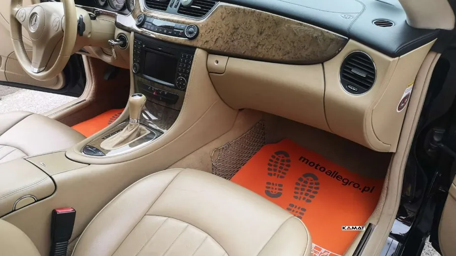 MERCEDES-BENZ CLS -