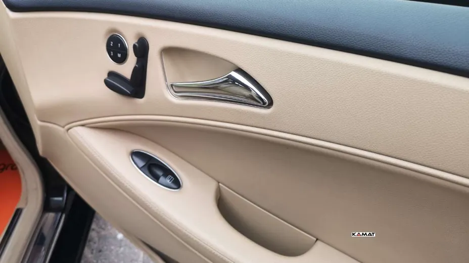 MERCEDES-BENZ CLS -