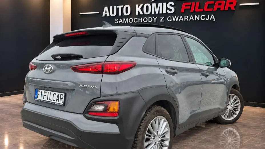 HYUNDAI Kona -