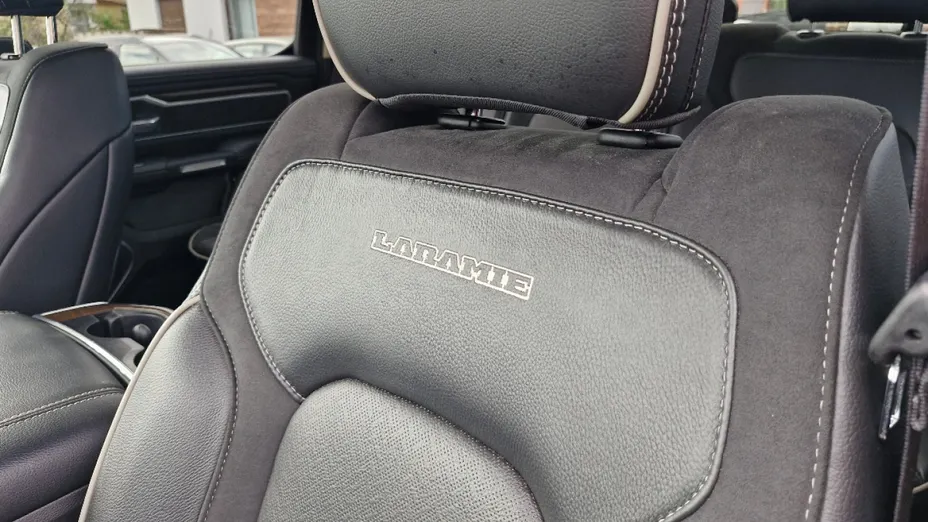 DODGE RAM -