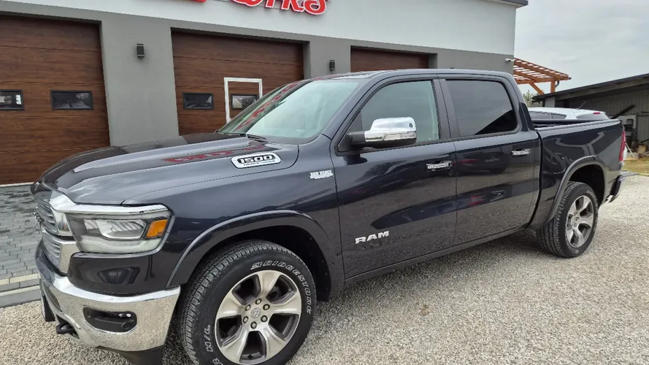 DODGE RAM -