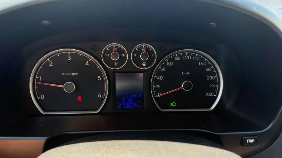 HYUNDAI i30 -