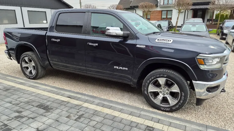 DODGE RAM -