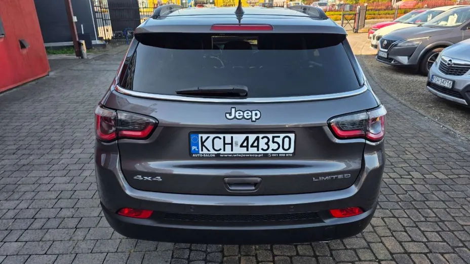JEEP Compass -