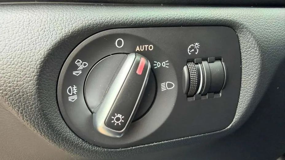 AUDI Q3 -