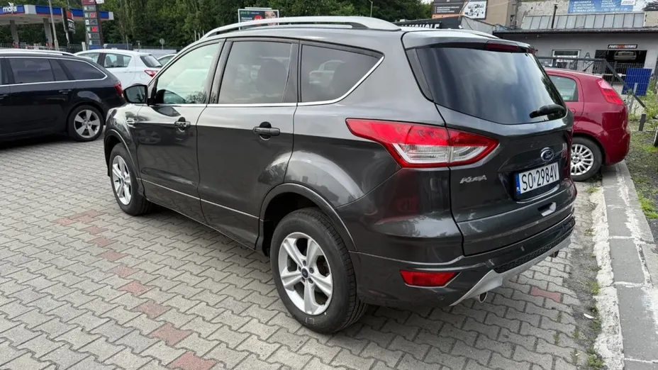 FORD Kuga -