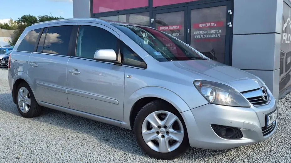 OPEL Zafira -