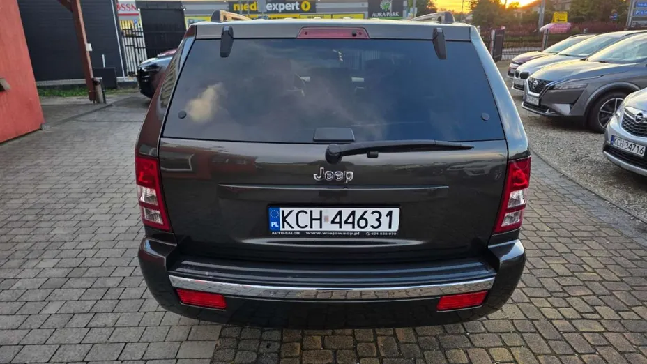 JEEP Grand Cherokee -