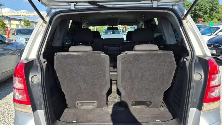 OPEL Zafira -