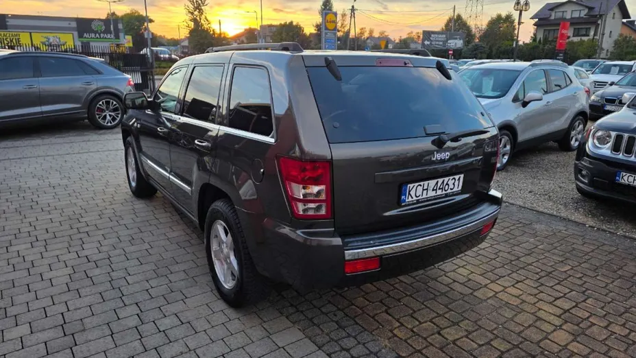 JEEP Grand Cherokee -