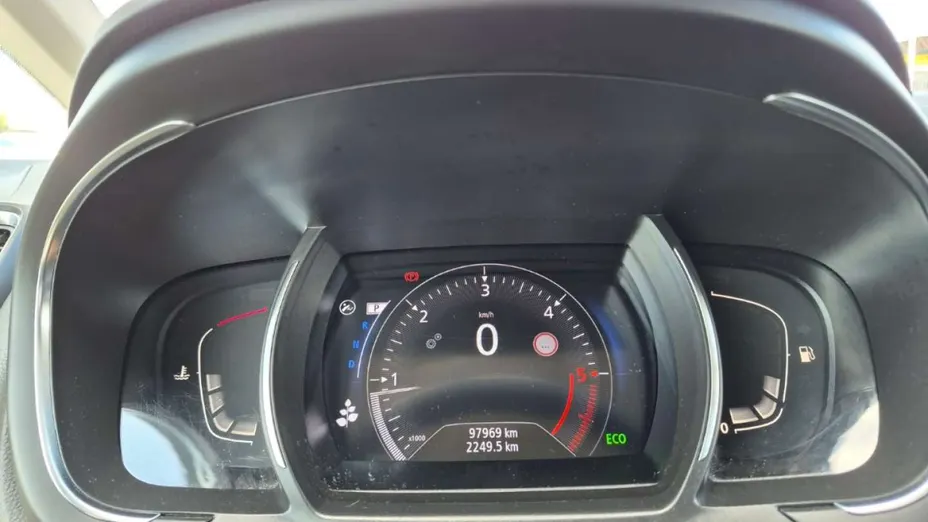RENAULT Scenic -